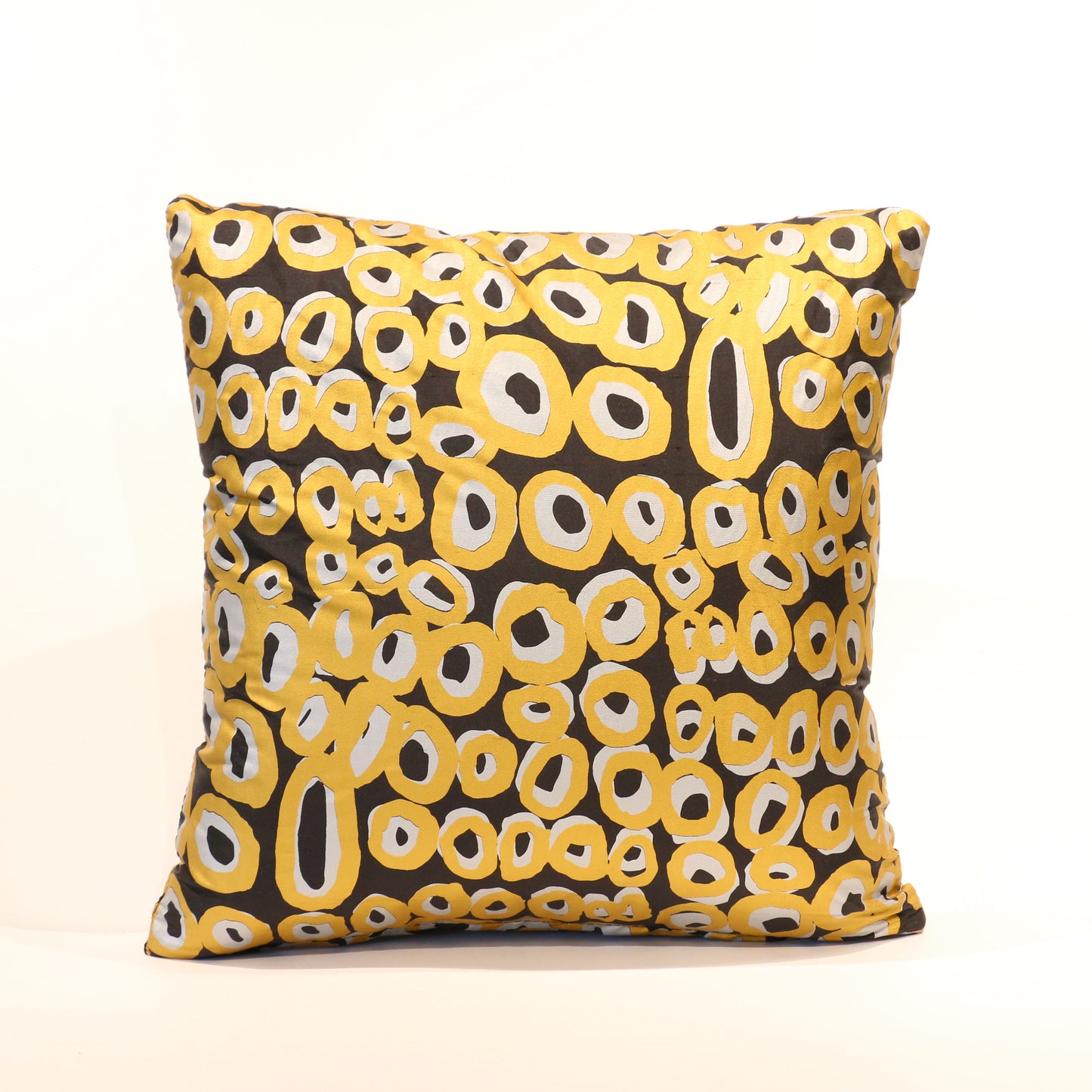 Ikuntji Rockholes cushion by Deka