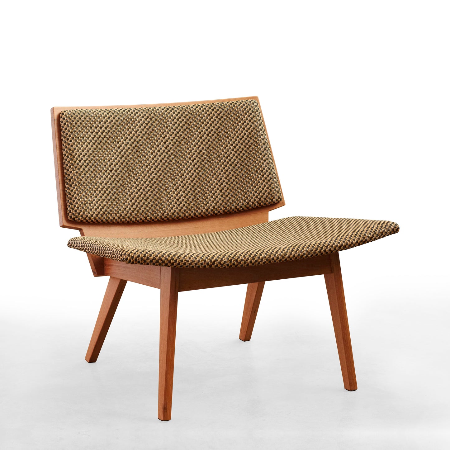 Juhani chair by Deka