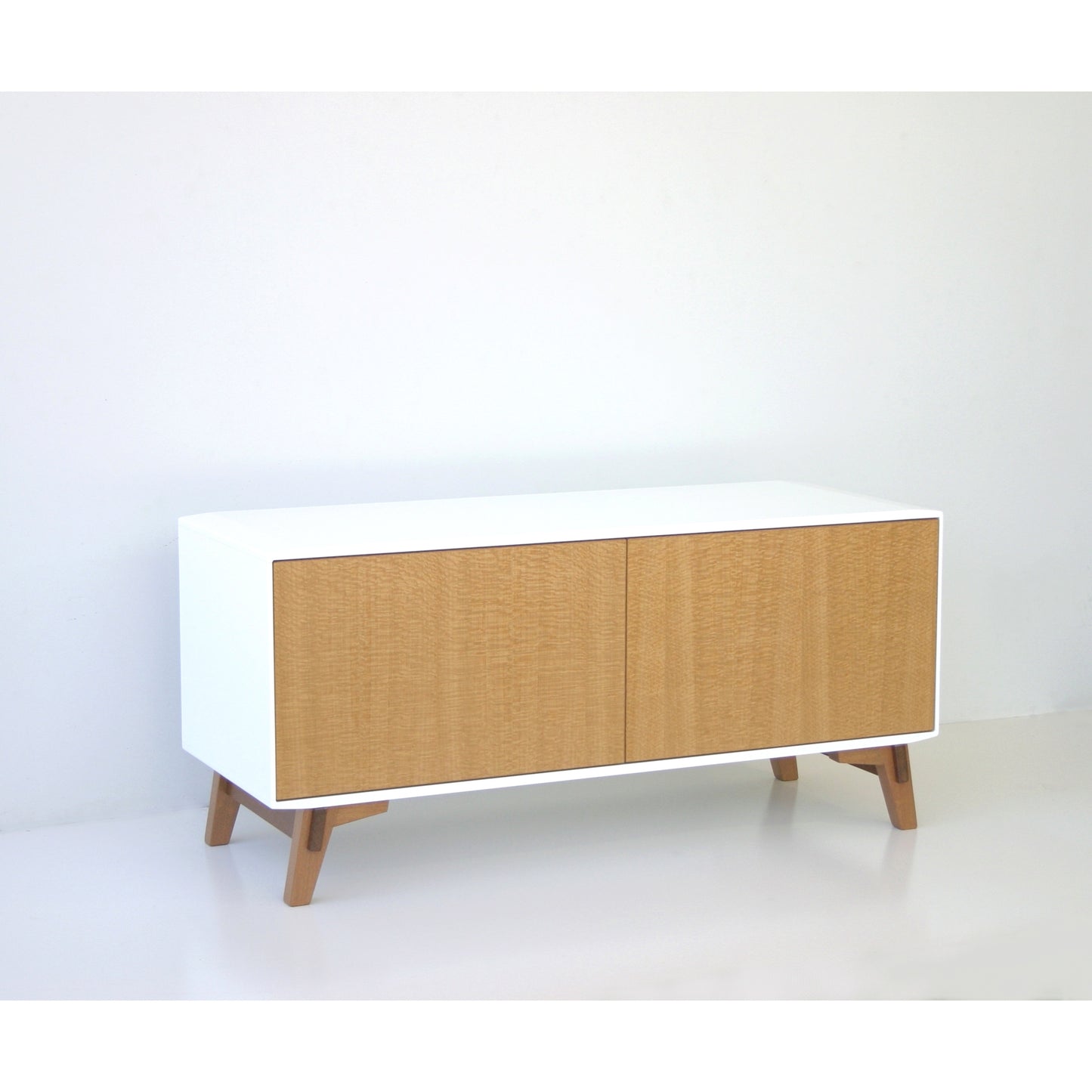 Vaka cabinet by Deka