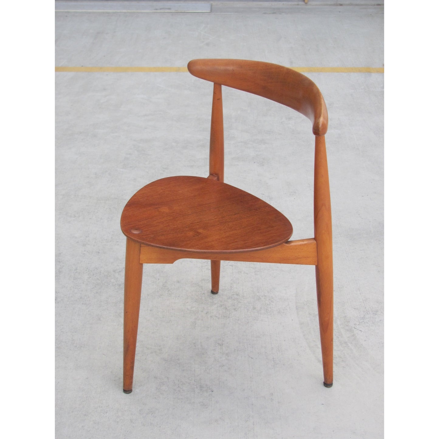 Wegner Heart chair after restoration by Deka