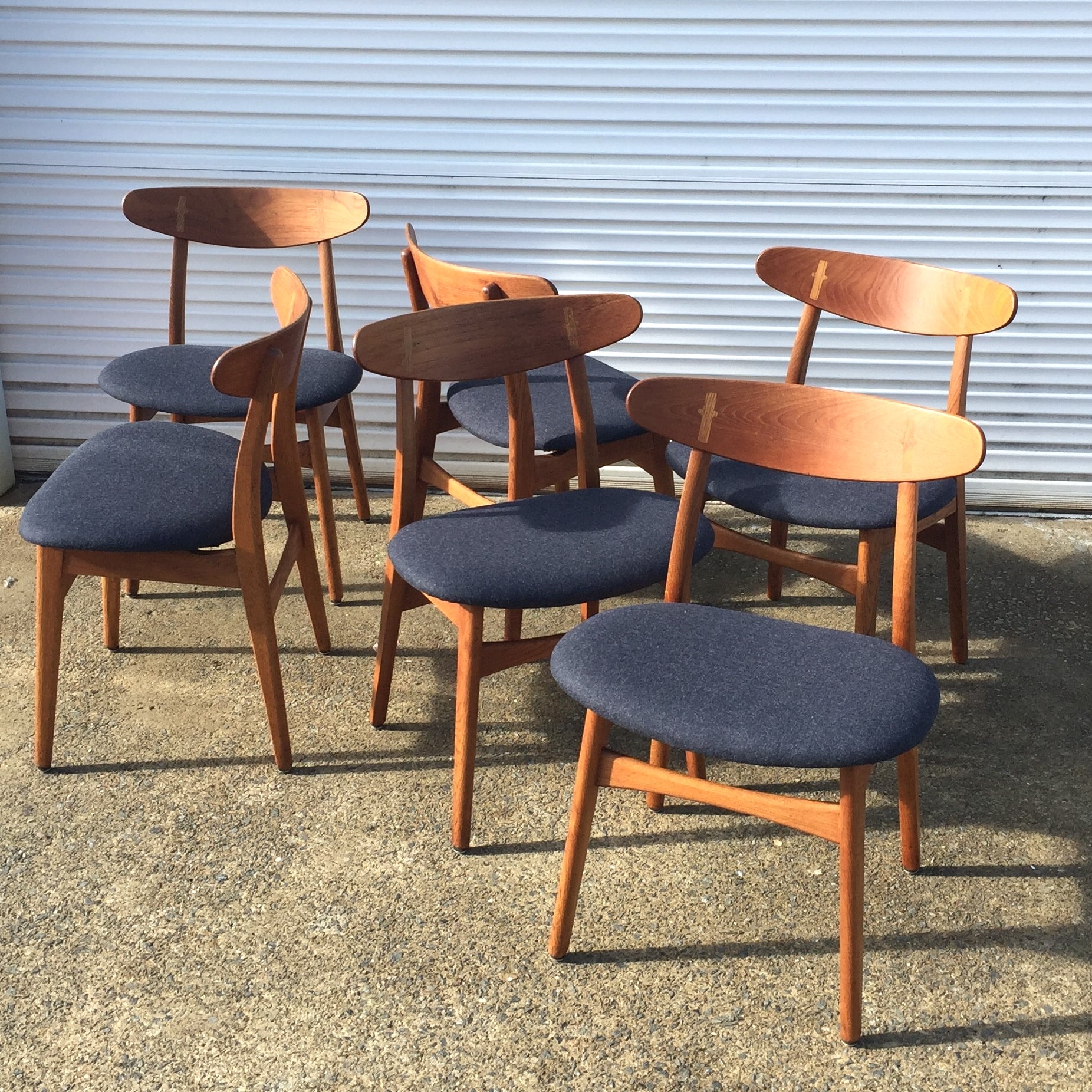 Wegner CH30 restored by Deka