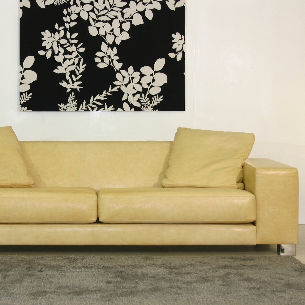 Markus sofa in leather