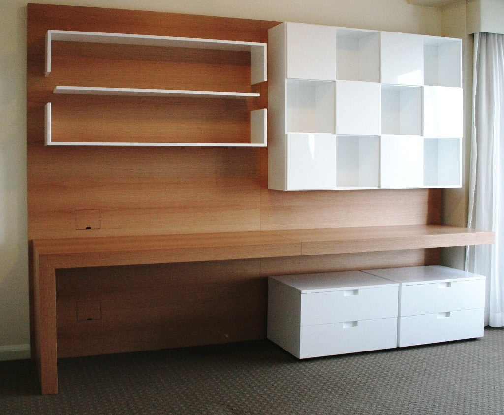 Deka Design desk and wallunit