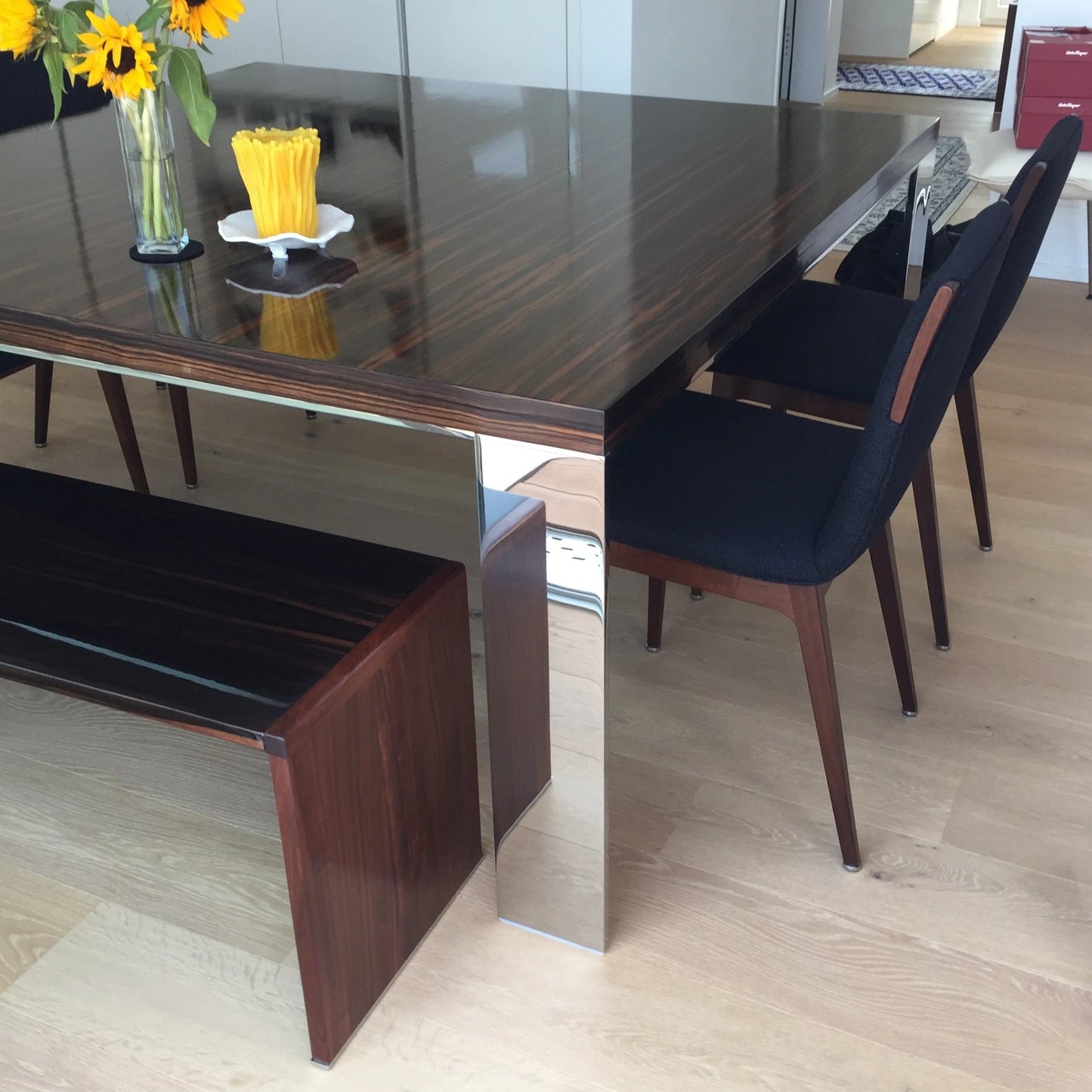 Pietari dining table by Deka