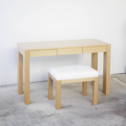 dressing table