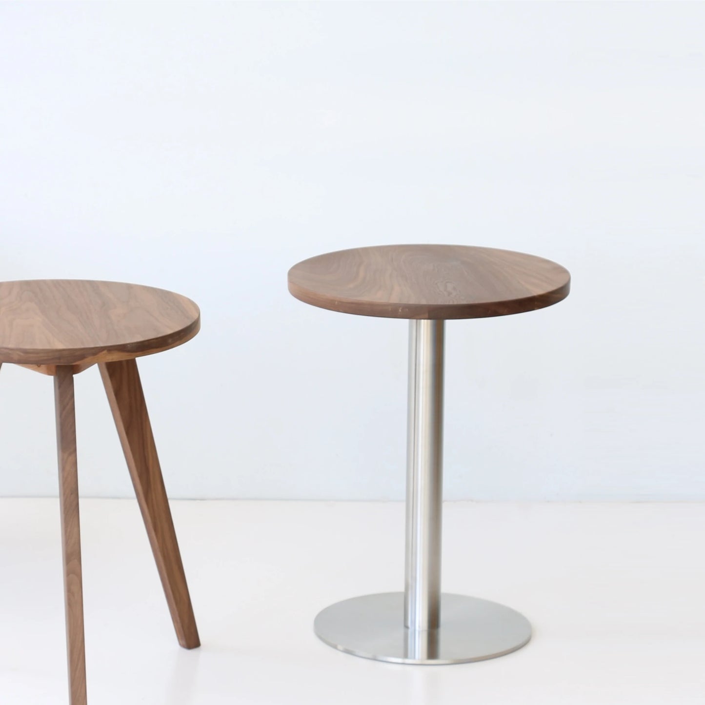 Neo side table by Deka