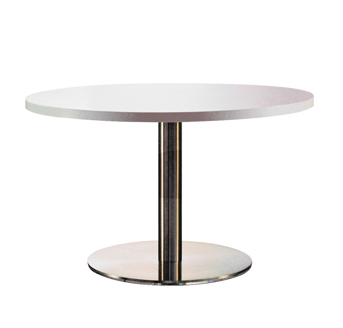 Neo outdoor table with Corian top by Deka