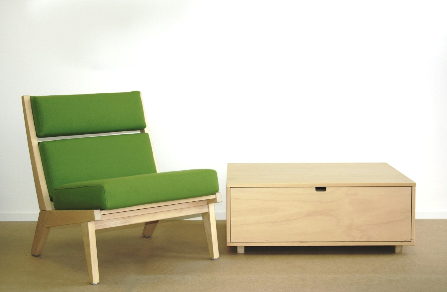 trans-form-it lounge chair with coffee table